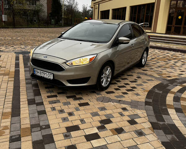 Бежевий Форд Фокус, об'ємом двигуна 2 л та пробігом 124 тис. км за 8400 $, фото 1 на Automoto.ua