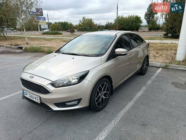 Бежевий Форд Фокус, об'ємом двигуна 2 л та пробігом 111 тис. км за 11000 $, фото 1 на Automoto.ua
