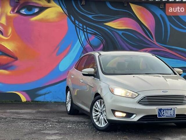 Бежевий Форд Фокус, об'ємом двигуна 2 л та пробігом 264 тис. км за 6750 $, фото 1 на Automoto.ua