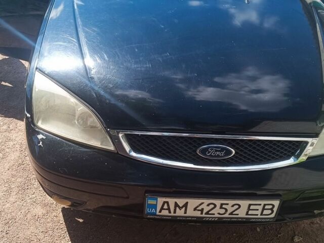 Чорний Форд Фокус, об'ємом двигуна 2 л та пробігом 300 тис. км за 1800 $, фото 1 на Automoto.ua