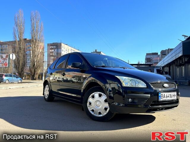 Черный Форд Фокус, объемом двигателя 1.6 л и пробегом 228 тыс. км за 5500 $, фото 1 на Automoto.ua