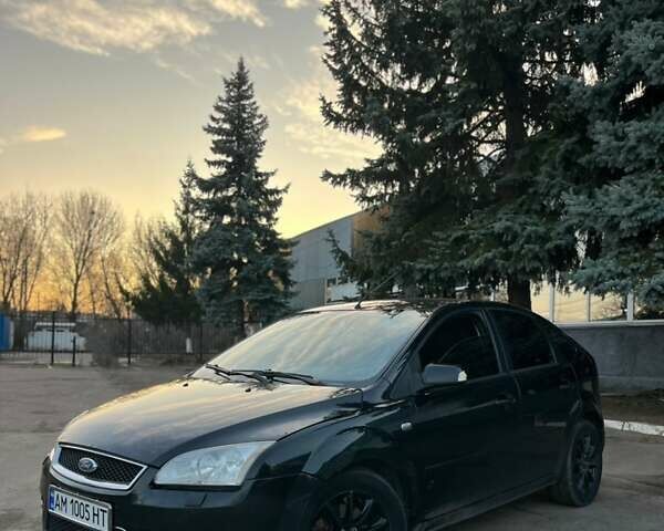 Чорний Форд Фокус, об'ємом двигуна 2 л та пробігом 313 тис. км за 3250 $, фото 1 на Automoto.ua