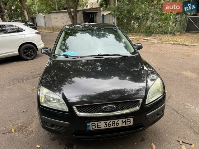 Чорний Форд Фокус, об'ємом двигуна 1.6 л та пробігом 341 тис. км за 3500 $, фото 1 на Automoto.ua