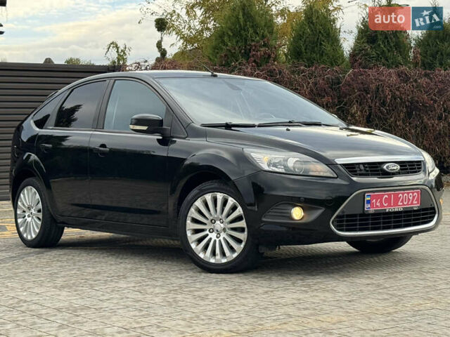 Черный Форд Фокус, объемом двигателя 1.8 л и пробегом 193 тыс. км за 5999 $, фото 1 на Automoto.ua