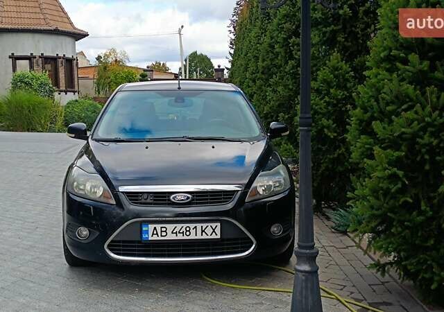 Черный Форд Фокус, объемом двигателя 1.8 л и пробегом 287 тыс. км за 6800 $, фото 1 на Automoto.ua