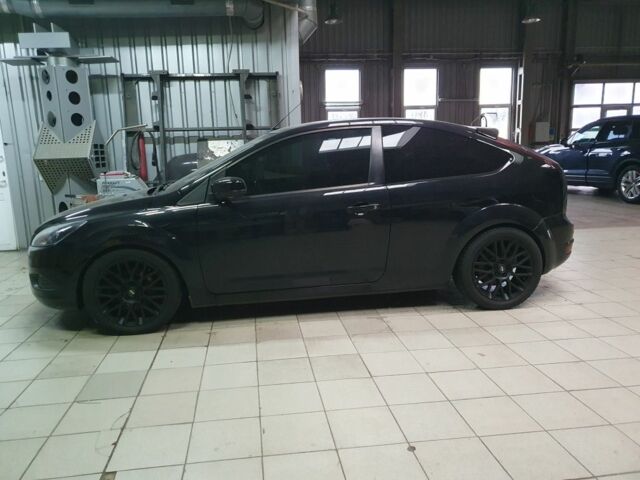 Черный Форд Фокус, объемом двигателя 2 л и пробегом 210 тыс. км за 7000 $, фото 1 на Automoto.ua