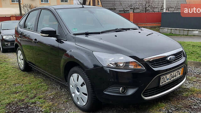 Черный Форд Фокус, объемом двигателя 1.8 л и пробегом 189 тыс. км за 5500 $, фото 1 на Automoto.ua