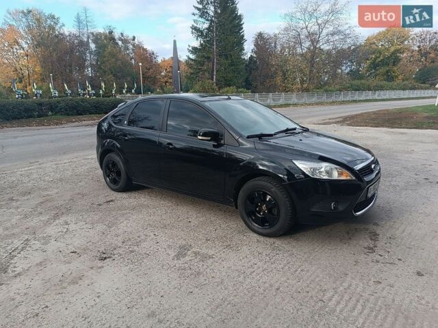 Черный Форд Фокус, объемом двигателя 1.6 л и пробегом 221 тыс. км за 5300 $, фото 1 на Automoto.ua