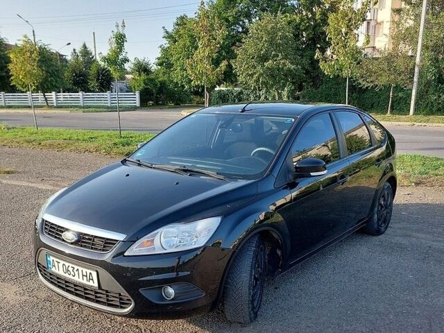 Черный Форд Фокус, объемом двигателя 1.39 л и пробегом 200 тыс. км за 4850 $, фото 1 на Automoto.ua