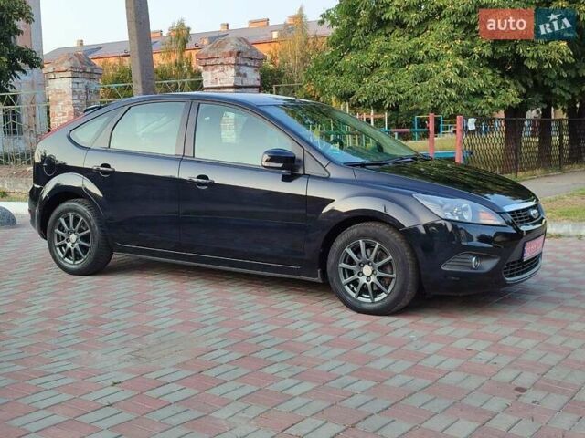 Черный Форд Фокус, объемом двигателя 1.6 л и пробегом 194 тыс. км за 6300 $, фото 1 на Automoto.ua