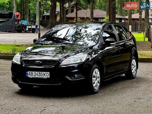 Черный Форд Фокус, объемом двигателя 1.6 л и пробегом 240 тыс. км за 5250 $, фото 1 на Automoto.ua