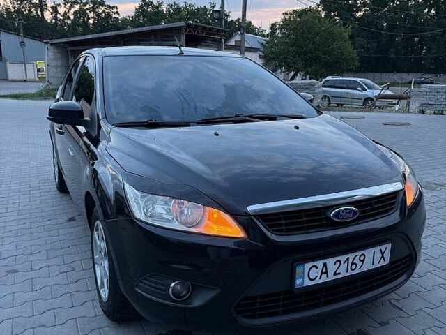 Чорний Форд Фокус, об'ємом двигуна 1.6 л та пробігом 225 тис. км за 5000 $, фото 1 на Automoto.ua