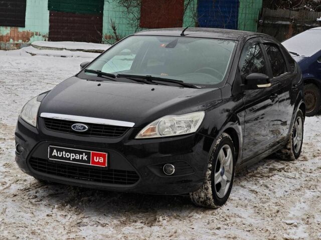 Черный Форд Фокус, объемом двигателя 1.6 л и пробегом 266 тыс. км за 5490 $, фото 1 на Automoto.ua