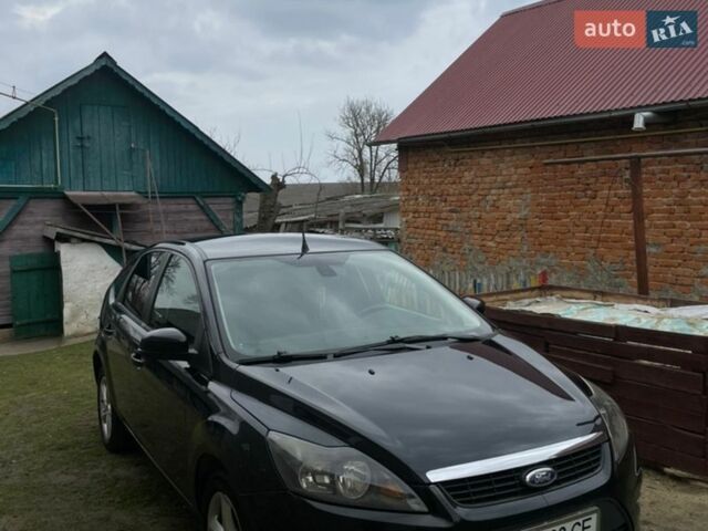 Чорний Форд Фокус, об'ємом двигуна 2 л та пробігом 235 тис. км за 5800 $, фото 1 на Automoto.ua