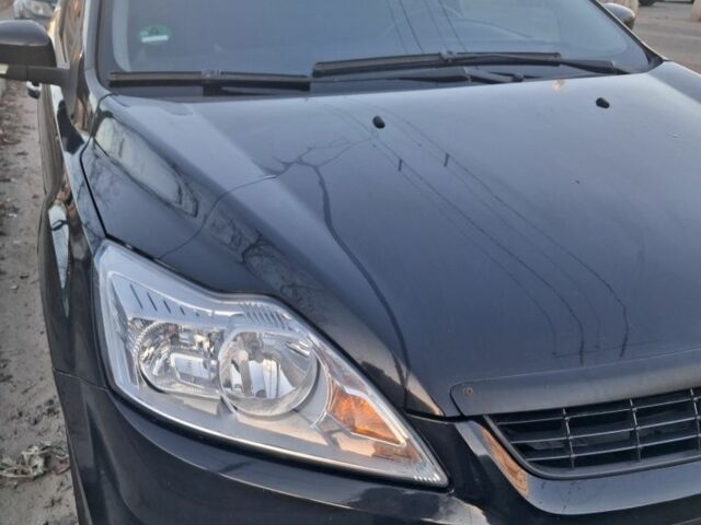 Чорний Форд Фокус, об'ємом двигуна 1.6 л та пробігом 255 тис. км за 4500 $, фото 1 на Automoto.ua