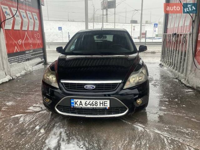 Черный Форд Фокус, объемом двигателя 1.8 л и пробегом 242 тыс. км за 5000 $, фото 1 на Automoto.ua