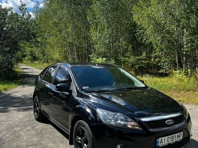 Черный Форд Фокус, объемом двигателя 1.6 л и пробегом 299 тыс. км за 5500 $, фото 1 на Automoto.ua