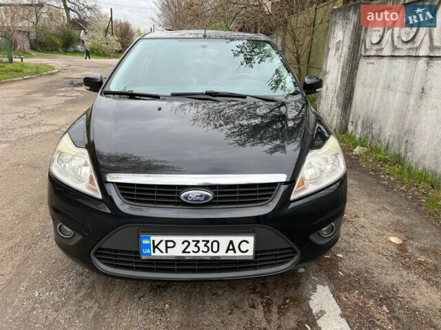 Черный Форд Фокус, объемом двигателя 1.6 л и пробегом 260 тыс. км за 5500 $, фото 1 на Automoto.ua