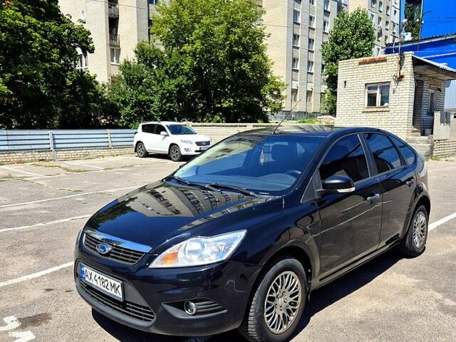 Чорний Форд Фокус, об'ємом двигуна 1.4 л та пробігом 171 тис. км за 5000 $, фото 1 на Automoto.ua