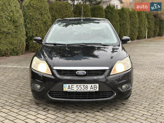 Черный Форд Фокус, объемом двигателя 2 л и пробегом 410 тыс. км за 3999 $, фото 1 на Automoto.ua