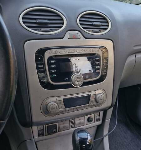 Черный Форд Фокус, объемом двигателя 2 л и пробегом 410 тыс. км за 5000 $, фото 1 на Automoto.ua