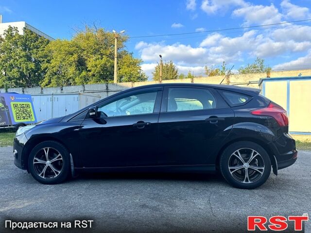 Черный Форд Фокус, объемом двигателя 1.6 л и пробегом 217 тыс. км за 5700 $, фото 1 на Automoto.ua