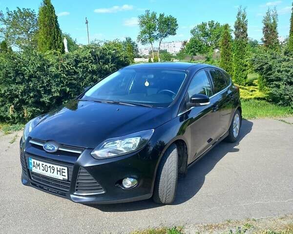 Черный Форд Фокус, объемом двигателя 1.6 л и пробегом 195 тыс. км за 7999 $, фото 1 на Automoto.ua