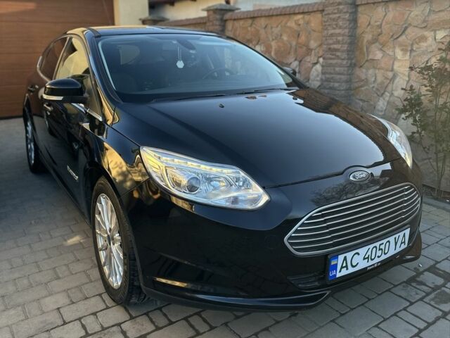 Черный Форд Фокус, объемом двигателя 0 л и пробегом 108 тыс. км за 6500 $, фото 1 на Automoto.ua