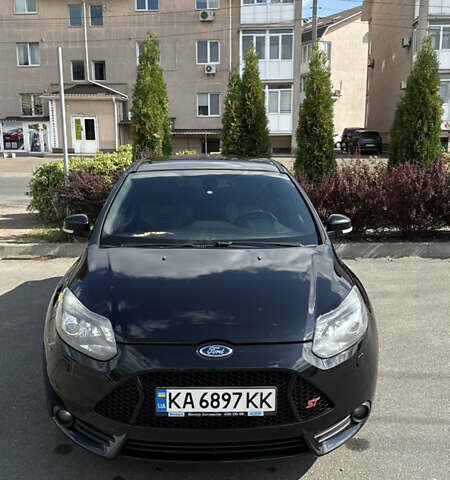 Черный Форд Фокус, объемом двигателя 2 л и пробегом 170 тыс. км за 9500 $, фото 1 на Automoto.ua