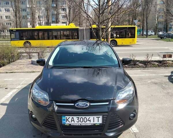 Чорний Форд Фокус, об'ємом двигуна 2 л та пробігом 162 тис. км за 8700 $, фото 1 на Automoto.ua