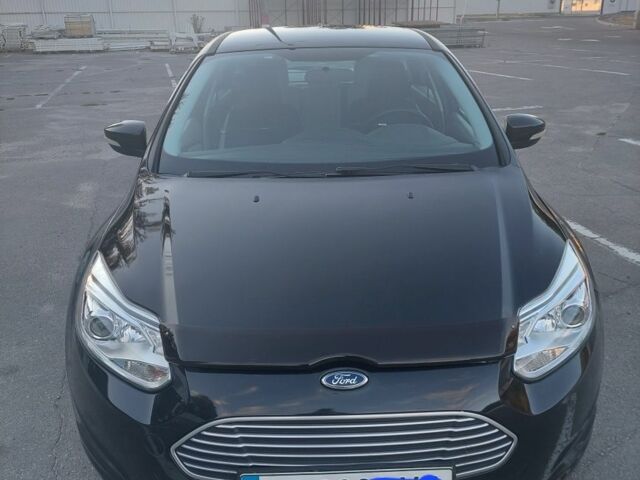 Форд Фокус 2013 у Кременчуге на Automoto.ua Чорний Форд Фокус, об'ємом двигуна 0 л та пробігом 165 тис. км за 6400 $, фото 1 на Automoto.ua
