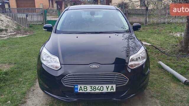 Черный Форд Фокус, объемом двигателя 0 л и пробегом 127 тыс. км за 7500 $, фото 1 на Automoto.ua