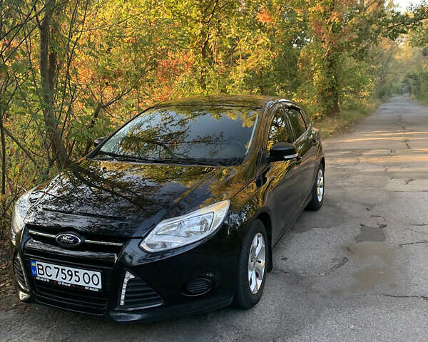 Черный Форд Фокус, объемом двигателя 1 л и пробегом 167 тыс. км за 4700 $, фото 1 на Automoto.ua