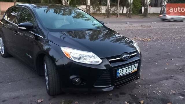Черный Форд Фокус, объемом двигателя 0 л и пробегом 101 тыс. км за 7500 $, фото 1 на Automoto.ua