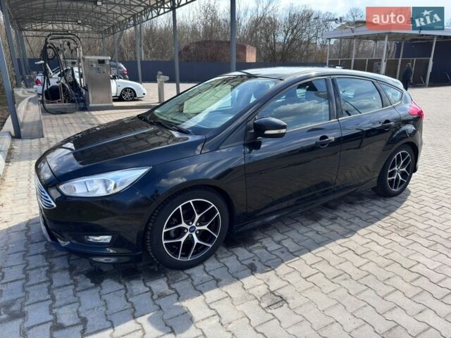 Чорний Форд Фокус, об'ємом двигуна 2 л та пробігом 152 тис. км за 7900 $, фото 1 на Automoto.ua