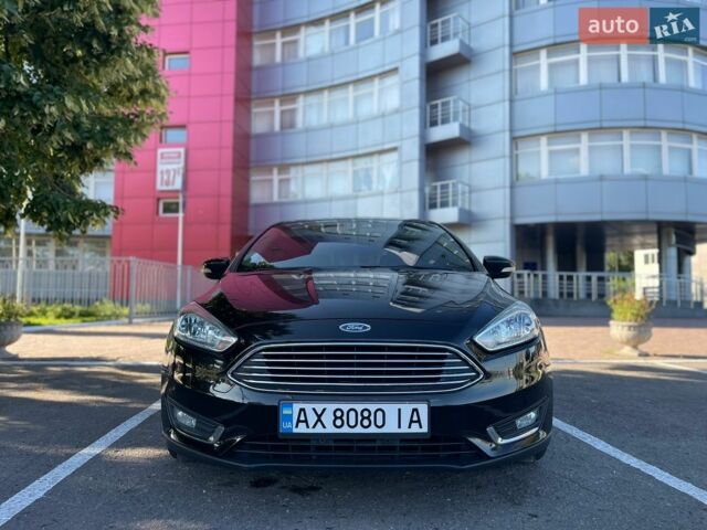 Чорний Форд Фокус, об'ємом двигуна 2 л та пробігом 133 тис. км за 9700 $, фото 1 на Automoto.ua