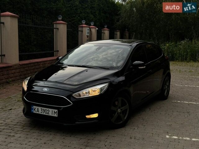 Чорний Форд Фокус, об'ємом двигуна 1 л та пробігом 130 тис. км за 5500 $, фото 1 на Automoto.ua