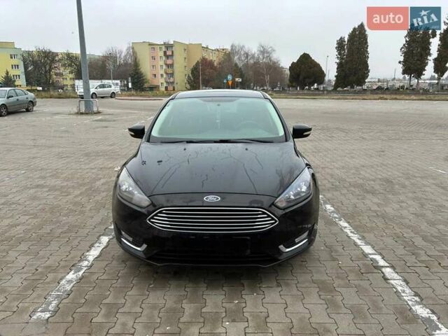 Чорний Форд Фокус, об'ємом двигуна 2 л та пробігом 123 тис. км за 9300 $, фото 1 на Automoto.ua