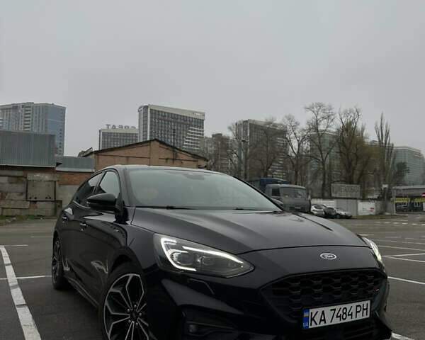 Черный Форд Фокус, объемом двигателя 2 л и пробегом 200 тыс. км за 18300 $, фото 1 на Automoto.ua