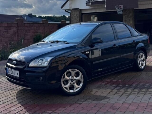 Чорний Форд Фокус, об'ємом двигуна 1.56 л та пробігом 322 тис. км за 4900 $, фото 1 на Automoto.ua