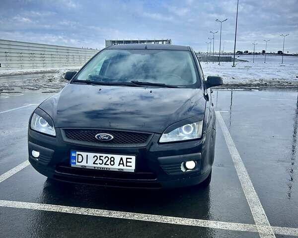 Чорний Форд Фокус, об'ємом двигуна 1.6 л та пробігом 120 тис. км за 4400 $, фото 1 на Automoto.ua