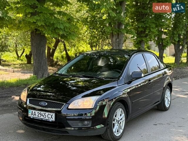 Черный Форд Фокус, объемом двигателя 2 л и пробегом 320 тыс. км за 4200 $, фото 1 на Automoto.ua