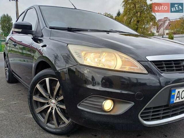 Чорний Форд Фокус, об'ємом двигуна 1.6 л та пробігом 248 тис. км за 5300 $, фото 1 на Automoto.ua