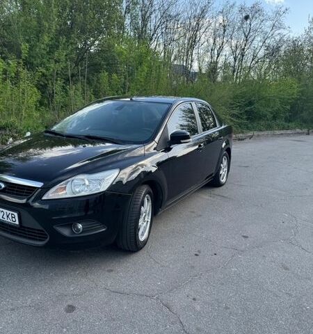 Черный Форд Фокус, объемом двигателя 1.6 л и пробегом 200 тыс. км за 6000 $, фото 1 на Automoto.ua