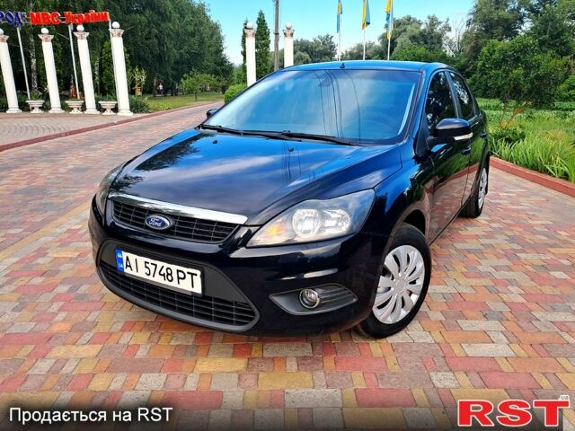 Черный Форд Фокус, объемом двигателя 1.6 л и пробегом 177 тыс. км за 5500 $, фото 1 на Automoto.ua