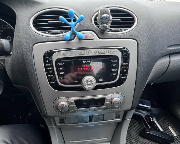 Черный Форд Фокус, объемом двигателя 2.01 л и пробегом 189 тыс. км за 6800 $, фото 1 на Automoto.ua