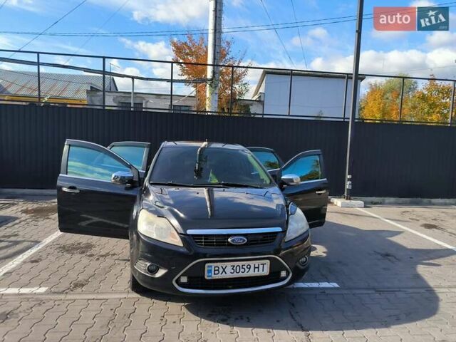 Черный Форд Фокус, объемом двигателя 1.6 л и пробегом 213 тыс. км за 5300 $, фото 1 на Automoto.ua