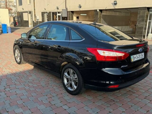 Черный Форд Фокус, объемом двигателя 1.6 л и пробегом 83 тыс. км за 8300 $, фото 1 на Automoto.ua