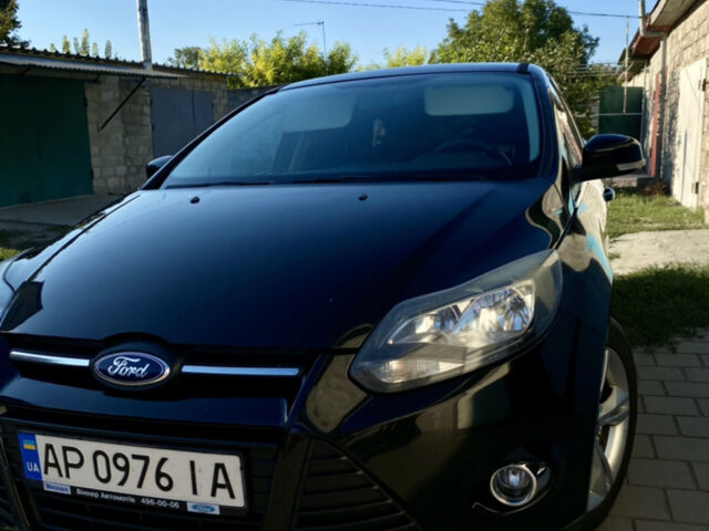 Чорний Форд Фокус, об'ємом двигуна 1 л та пробігом 146 тис. км за 7400 $, фото 1 на Automoto.ua