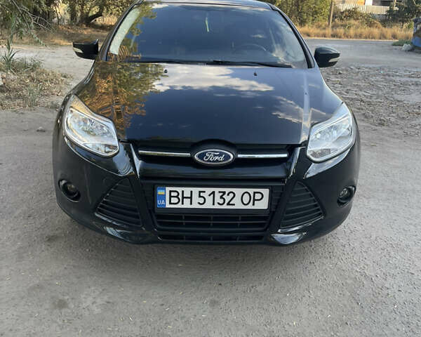 Чорний Форд Фокус, об'ємом двигуна 2 л та пробігом 121 тис. км за 7500 $, фото 1 на Automoto.ua